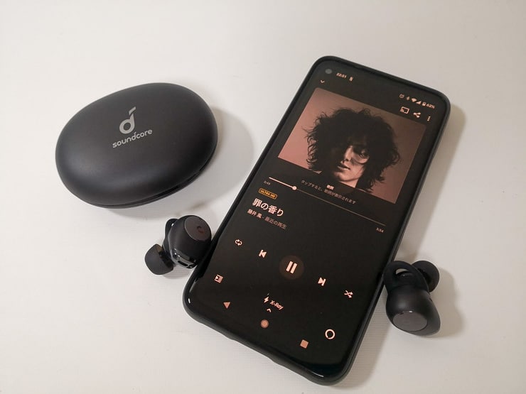 Anker Soundcore Life A2 NCでPrime Music HDを視聴する様子
