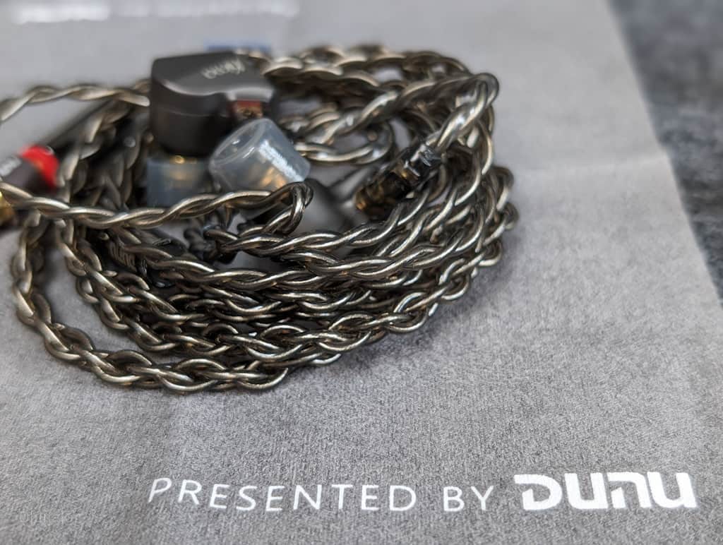 Dunu「Kima Classic」レビュー。ダイアモンドライク振動板を採用した素直に楽しめるサウンドの持ち主