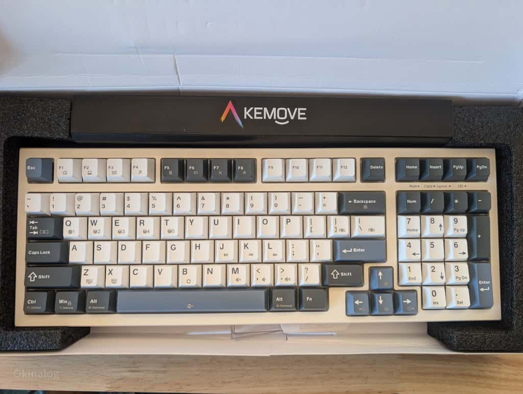 KEMOVE K98SEレビュー。リニアキースイッチ搭載テンキーあり有線メカニカルキーボード