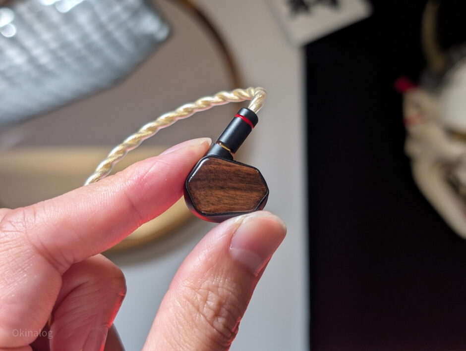 TINHIFI T7レビュー。シリーズ最上位クラス、純金コーティングDD搭載超高精細サウンドを持つIEM