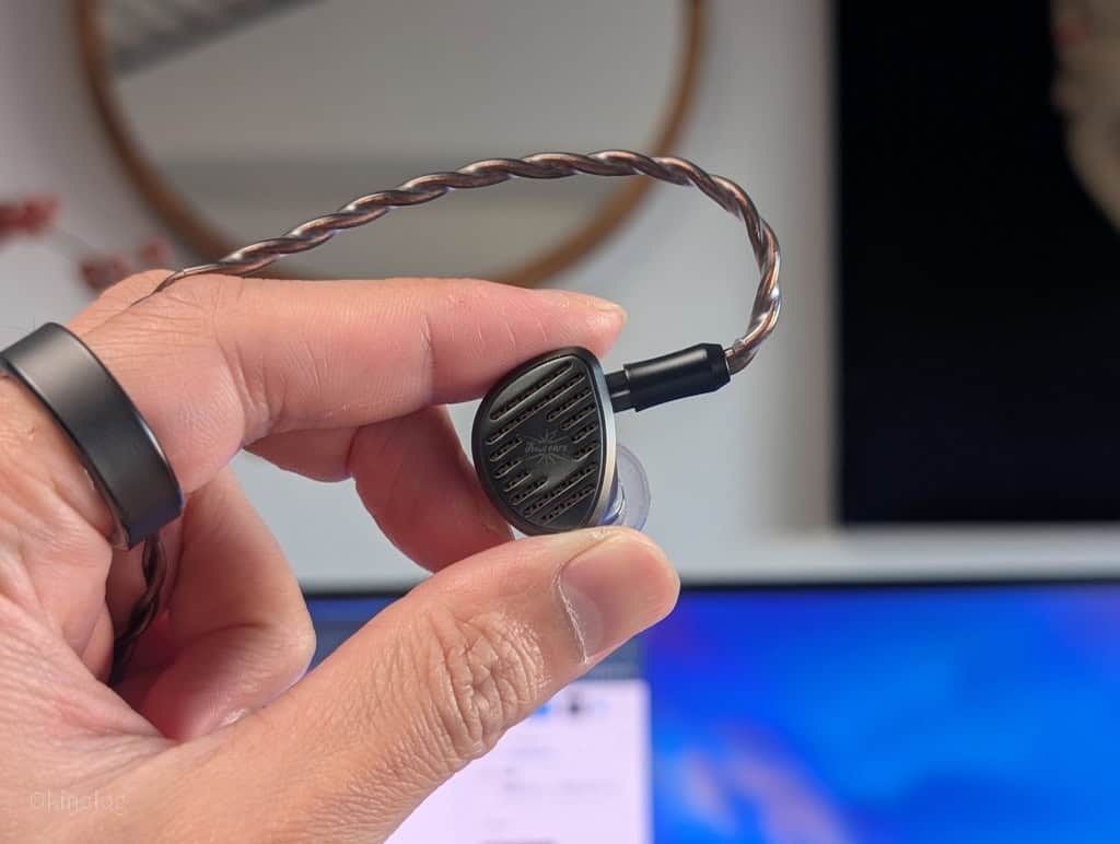 ほぼ新品 KIWI EARS SEPTET DD+BA+MPlanar+PZT Kiwi Ears Septetレビュー。DD,BA,PZT,平面磁気ドライバーまで搭載した