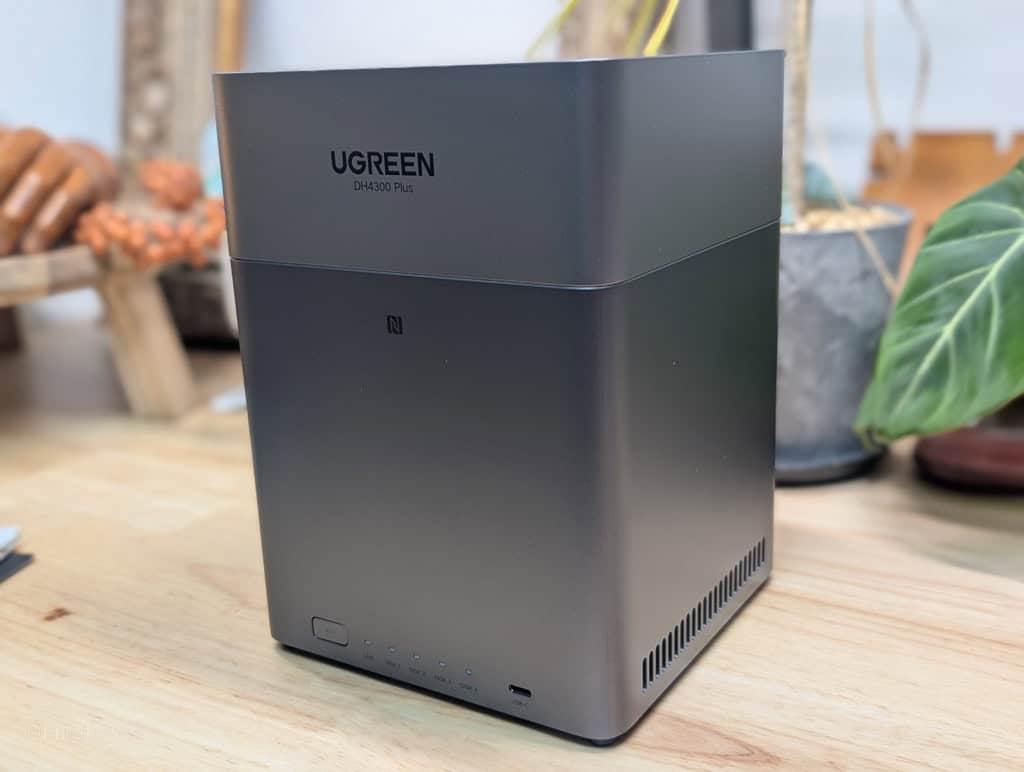 NAS初心者に朗報！UGREENのDH4300 Plusで簡単NASデビューができたの巻