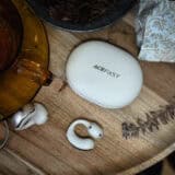 ACEFAST ACECLIP Proレビュー｜ビジュと音質は良し。ただし操作とアプリが弱点なイヤーカフイヤホン