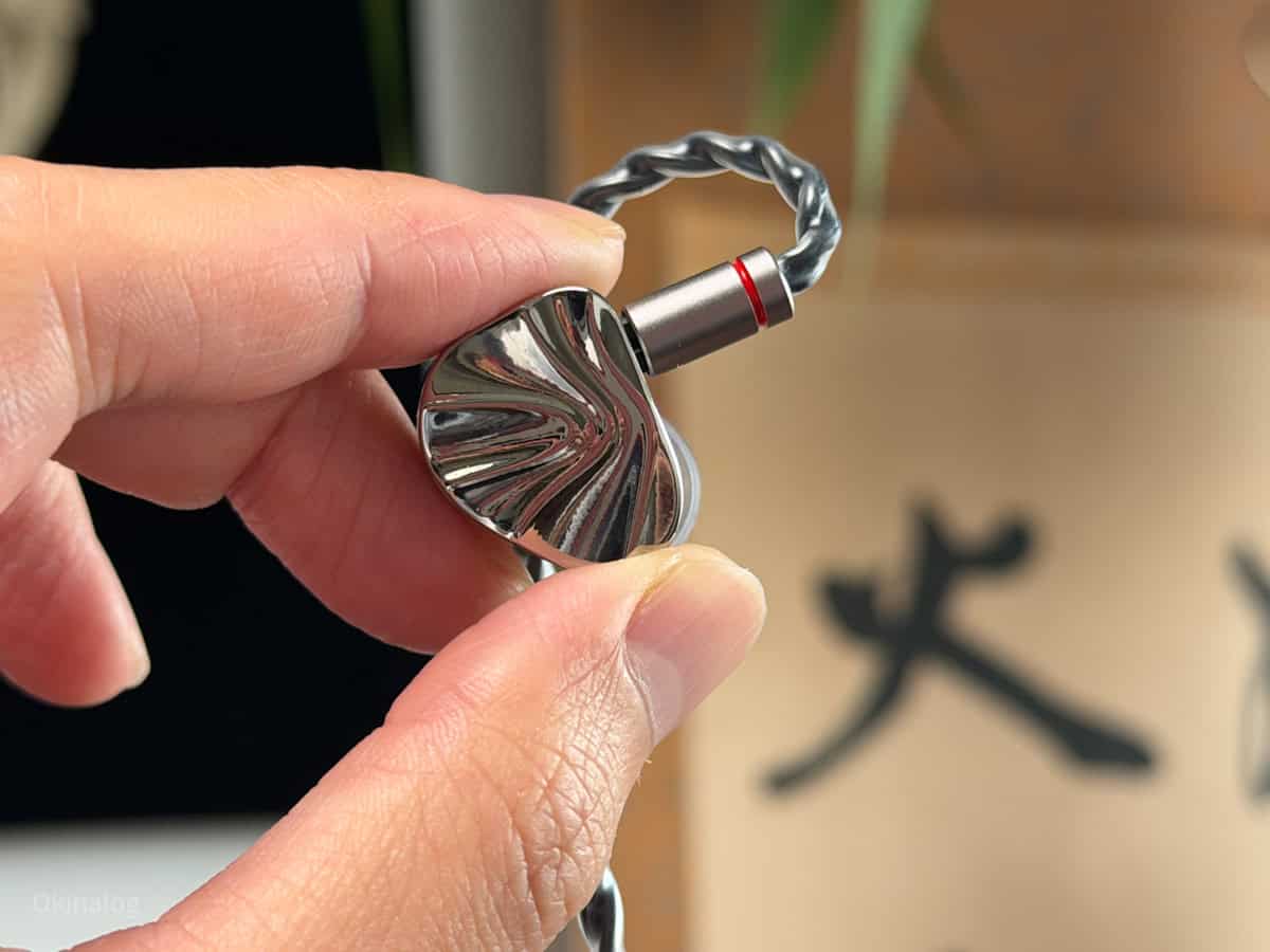 iBasso Jr. Cookie Ti レビュー｜2万円台の基準が変わった。チタン