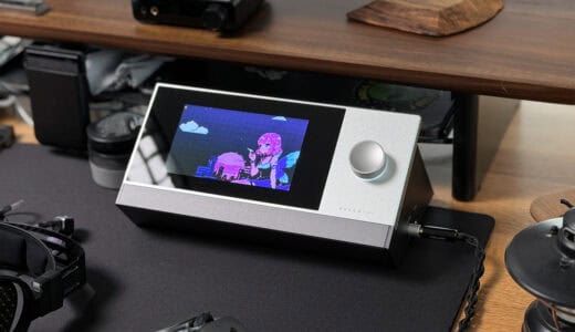MUSEHIFI MUSE300をデスクに設置している様子